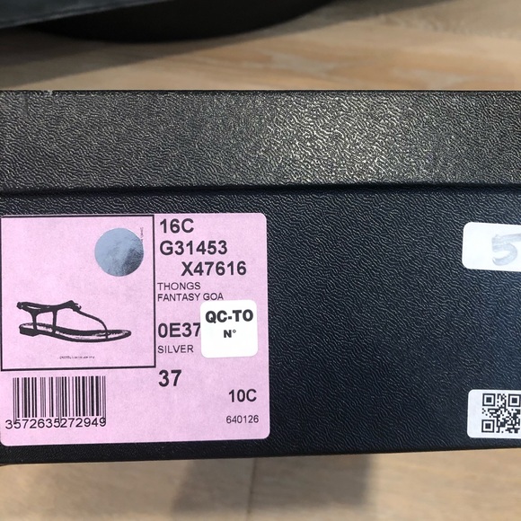 ❌SOLD❌ Chanel Crystal Thong Sandals - Picture 6 of 8